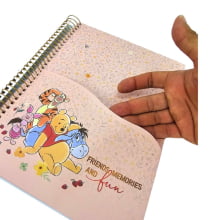 Caderno Universitário Capa Dura 12 Matérias Pooh Tilibra Connect 192 Folhas